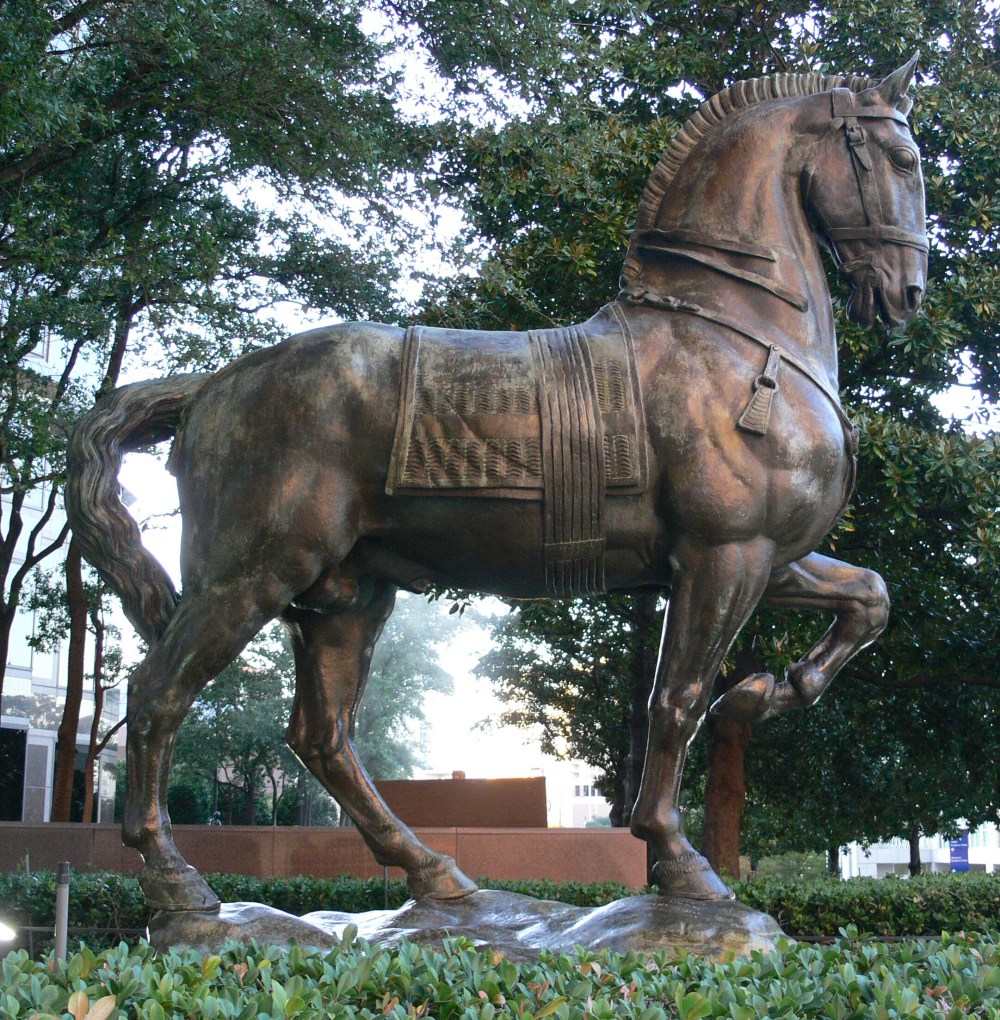 Dallas_Crow_Center_15_Bourdelle_Horse_for_Alvear_monument_1